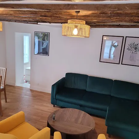 Appartement à Dans Le 1oe En Bail Mobilité 1mois Minimum